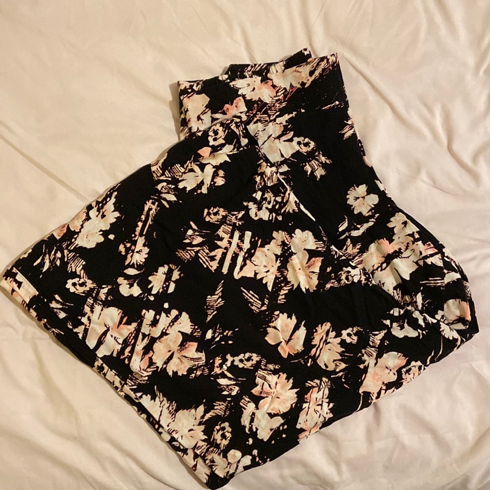 Apt 9 Extra Wide Leg Light Weight Pink Flower Summer Dress Pant
